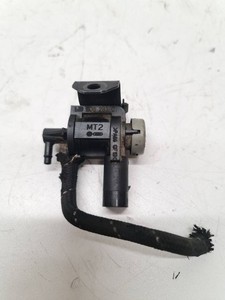 Volkswagen Golf IV 2000 Diesel 81kW Turbolader Druckwandler Magnetventil