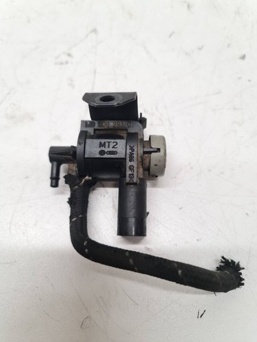 Volkswagen Golf IV 2000 Diesel 81kW Turbolader Druckwandler Magnetventil