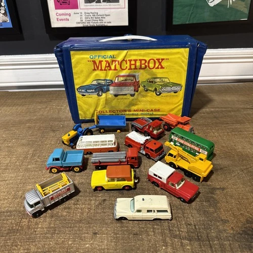 VTG 1969 Matchbox Collector Case Lesney Matchbox VTG Good Condition Lot Of 14