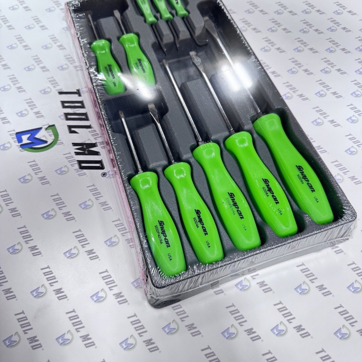 Snap-on Tools NEW GREEN 10pc Screwdriver & Magnet Pocket Prybar
