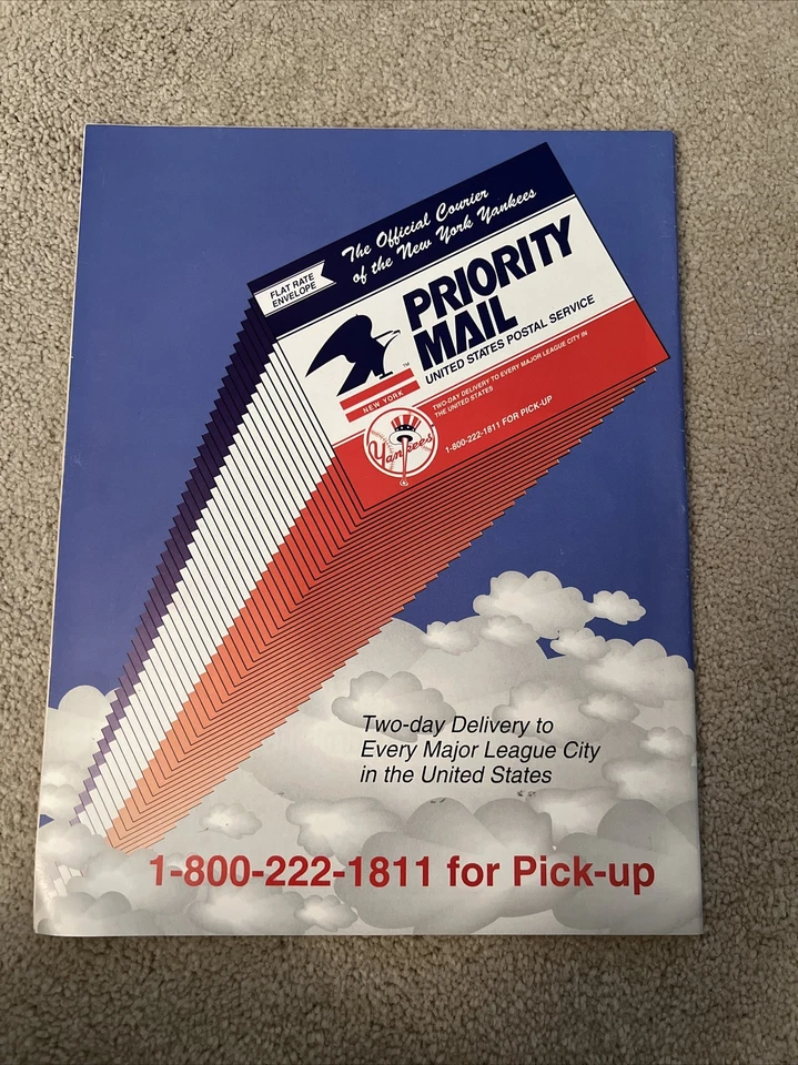 Revista Spring Training Yankees marzo 1993 con póster de Reggie Jackson lote B Foto 2 de 2