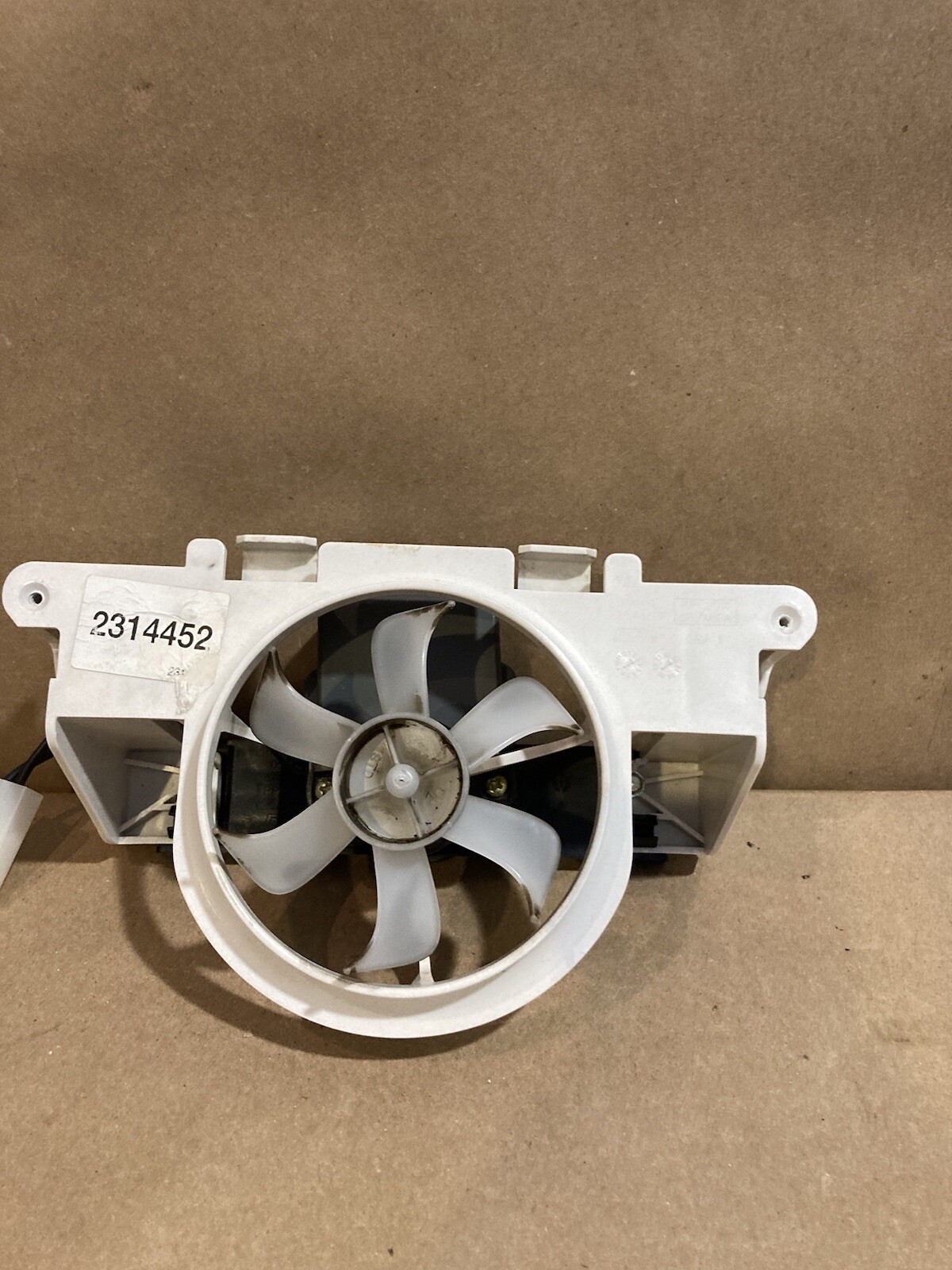 Whirlpool Refrigerator Evaporator Fan Motor Assembly 2315549 OEM