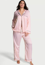 Victoria's Secret Signature Satin Long Pajama Set, Print