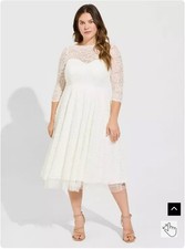 Ivory Lace Tea-Length Wedding Dress