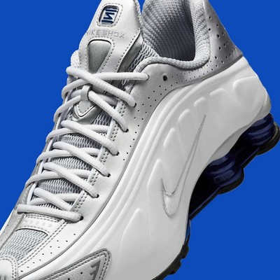 Nike Shox R4 Shoes White Deep Royal Blue Silver HQ1988-102  display picture 1