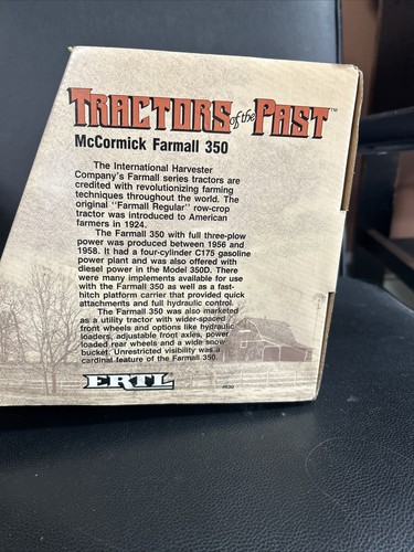 1/43 International Harvester Farmall 350 "Tractors Of The Past" Set - Picture 2 of 6