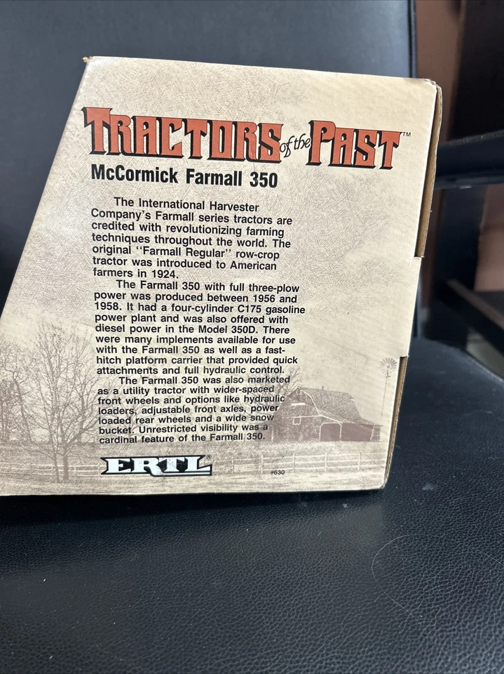 1/43 International Harvester Farmall 350 "Tractors Of The Past" Set - Image 2 of 4