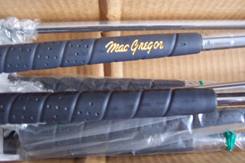 Vintage Mac Gregor Golf Clubs Iron set Brand new in the box - Image 3 of 4