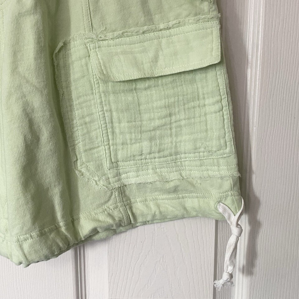 Urban Outfitters Womens Size Small Terry Cloth Cargo Shorts Pull On