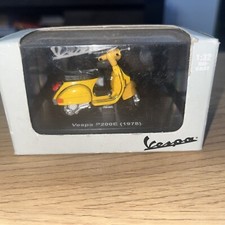 New Ray 1/32 Vespa P200E 1978 C15