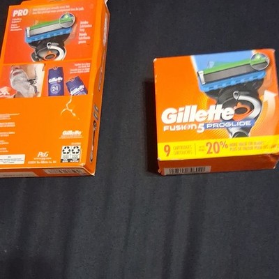 Gillette Fusion5 ProGlide Men's Razor Blade Refill Cartridges 9 Pack