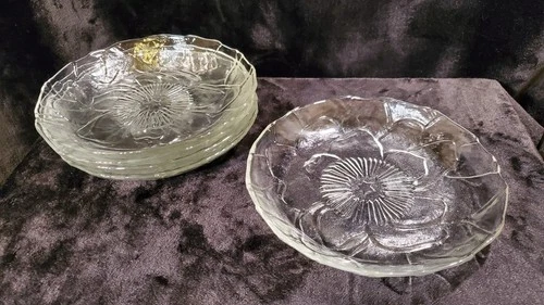 Vintage Anchor Hocking "Magnolia" floral pressed glass salad plates 8" SET OF 5