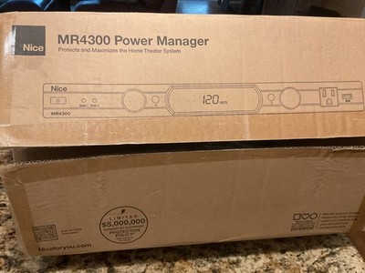 Panamax MR4300 9-Outlet Surge Protection Power Management
