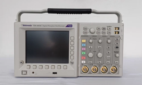 1pcs Tektronix TDS3054C oscilloscope 4passage 500MHz 5GS - Picture 1 of 4