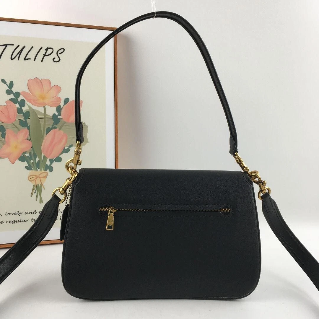 Borsa a tracolla Coach C4823 in pelle morbida tabby 2 vie tracolla nera outlet