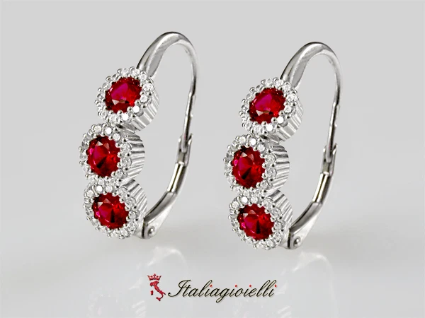Raggianti Orecchini Trilogy tipo Rubino in Argento 925 Rodiato Oro Bianco - Immagine 3 di 4