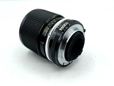 Nikon 43-86mm Nikkor f/3.5 Manual Focus Zoom Lens AI Mount Nikon 43-86mm Nikkor f/3.5 Manual Focus Zoom Lens AI Mount
