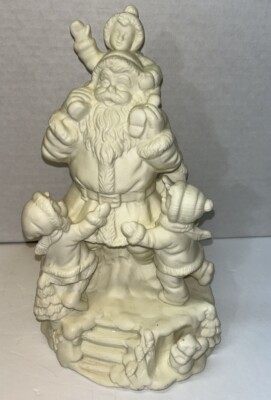 Vtg White Bisque (Matte Finish) Musical 9 Figure Plays  Here Comes Santa Claus 