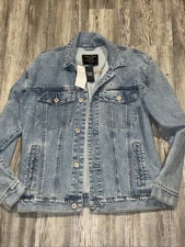 NWT Abercrombie & Fitch Light Denim Distressed Denim Jean Jacket Mens Size Large