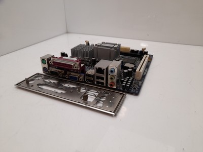 FoxConn 45CS Intel Atom 230 DDR2 Mini ITX Mainboard mit I/O Shield