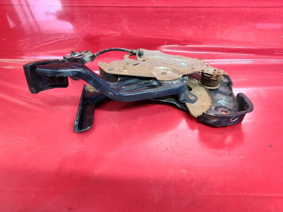 Palanca de pedal de freno de estacionamiento de emergencia Ford F-250 F-350 Super Duty 2005-2010 Foto 2 de 4