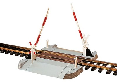 LGB #50650 -  Automatic Crossing Gates  -  G Gauge - New in Box