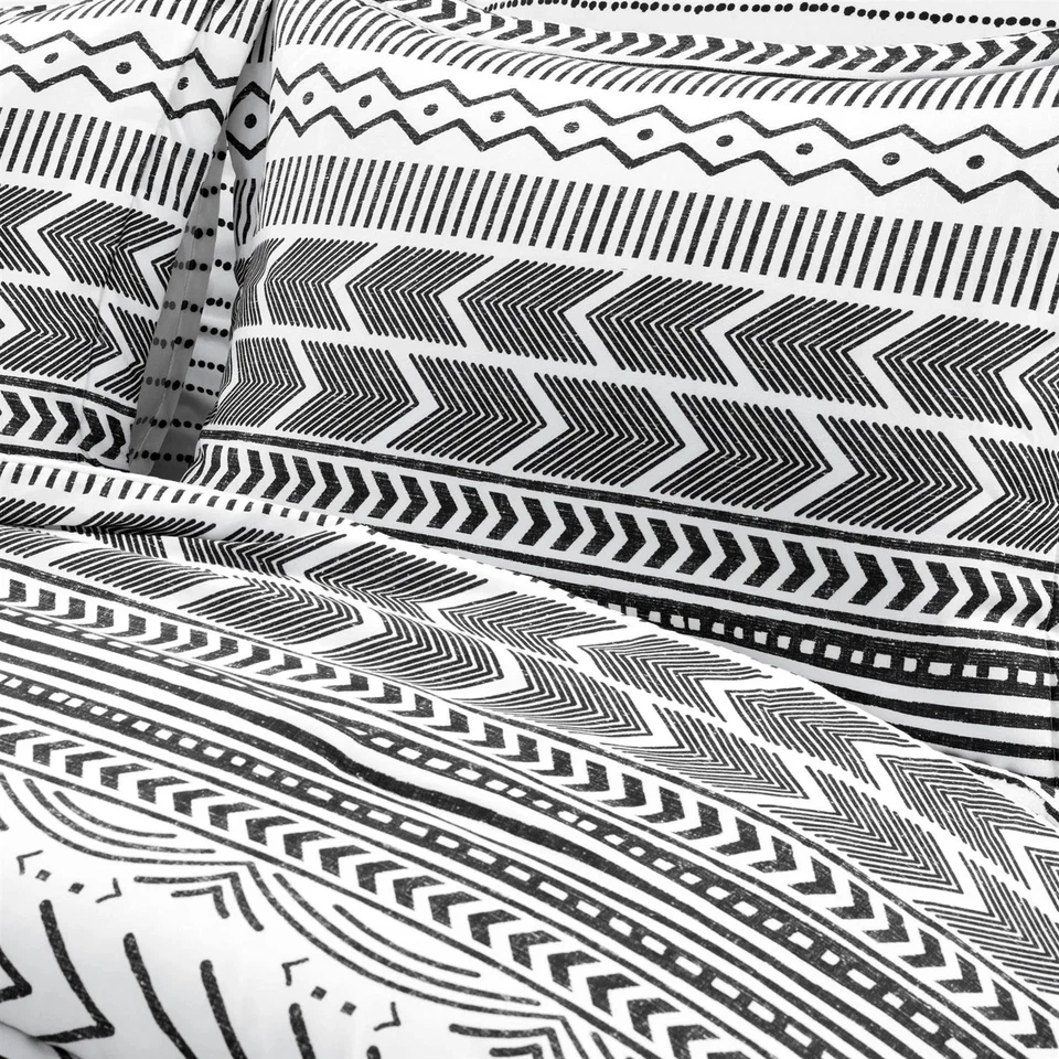 Conjunto de edredom Chevron escandinavo preto e branco completo/rainha - Imagem 3 de 4