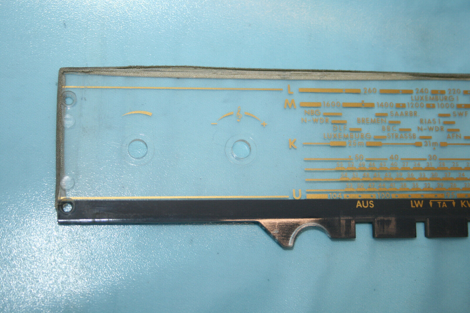 Foto 11 di 25