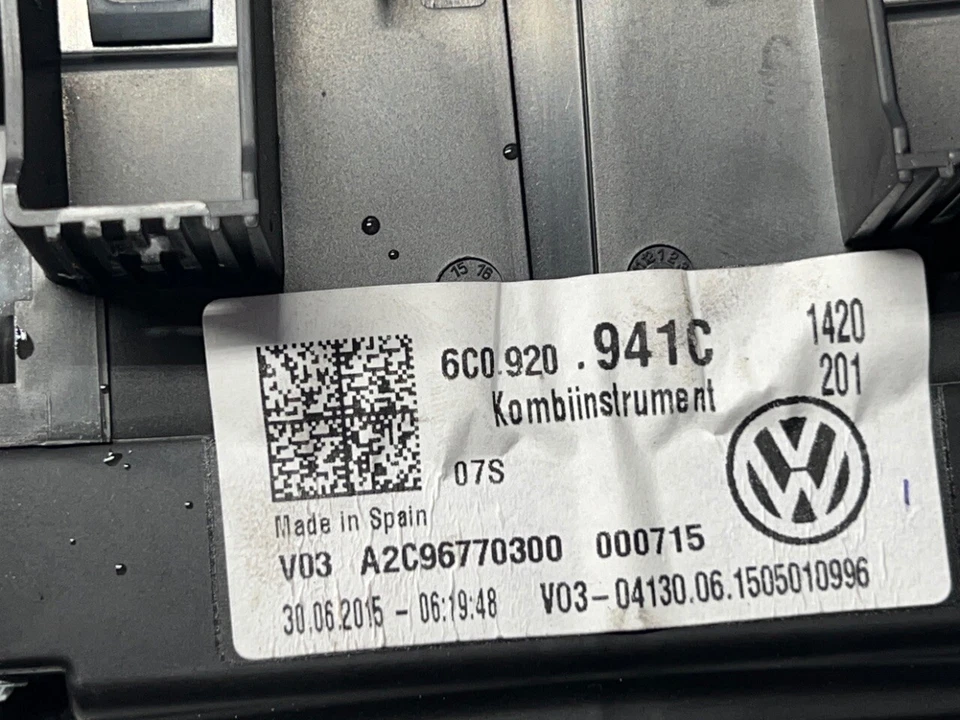  2015 VOLKSWAGEN POLO 1.4D-M SPEEDOMETER/DASH CLOCKS 6C0 920 941 C - Image 3 of 4