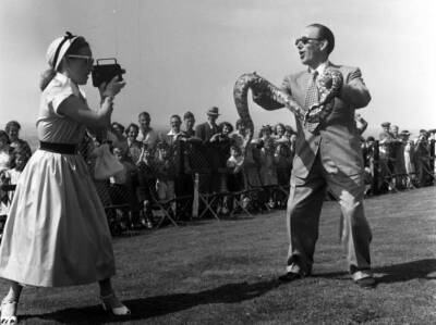 Historic British Tv & Radio Comedian Arthur Askey No 30 Old Photo