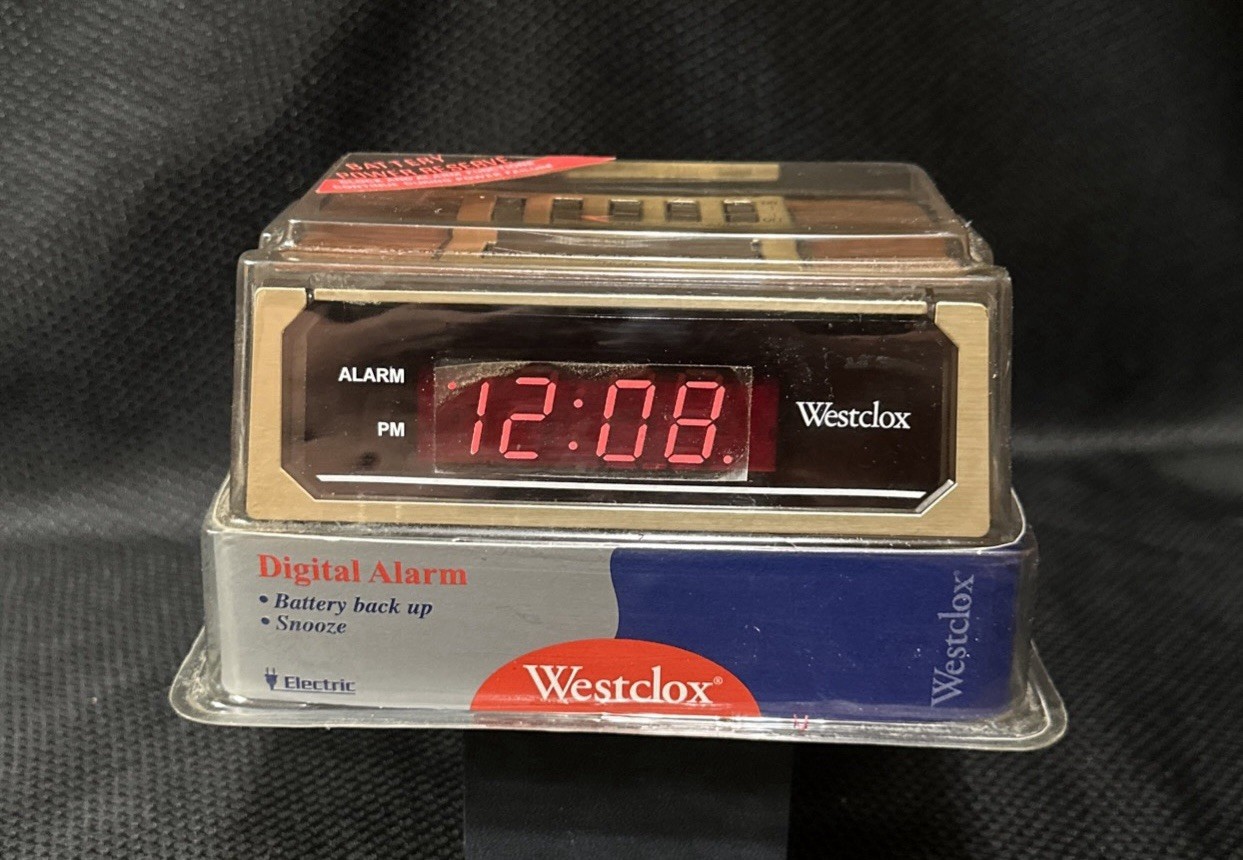 W/snooze #22644 Dynamique Woodgrain Vintage Vtg New