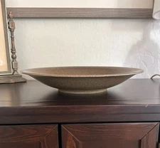 Gorgeous Lindt Stymeist Acorn Stoneware Large Serving Bowl 12 1/4 x 2 Inches