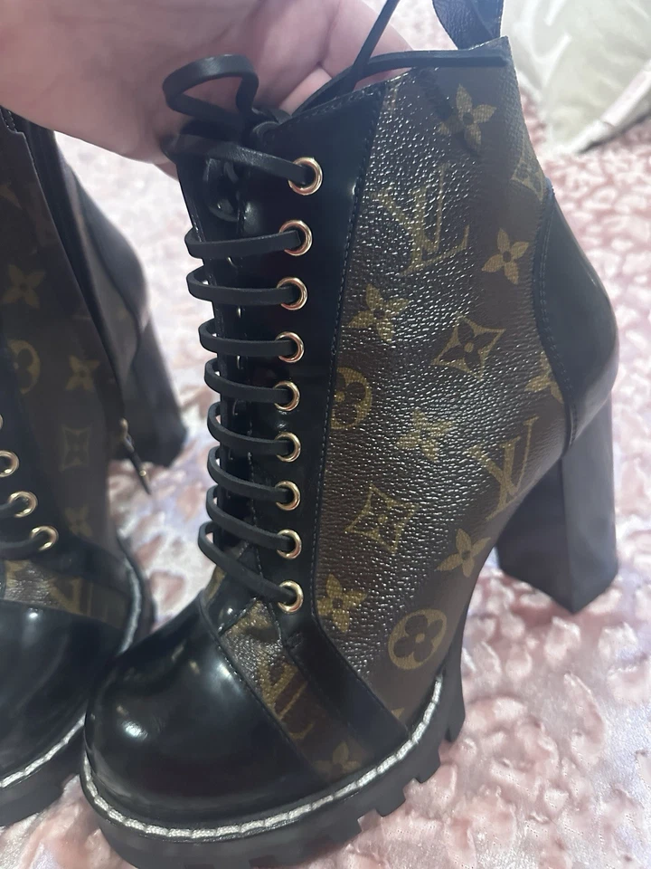Botas al tobillo Louis Vuitton Star Trail con monograma para mujer talla 37 1/2 Foto 2 de 4