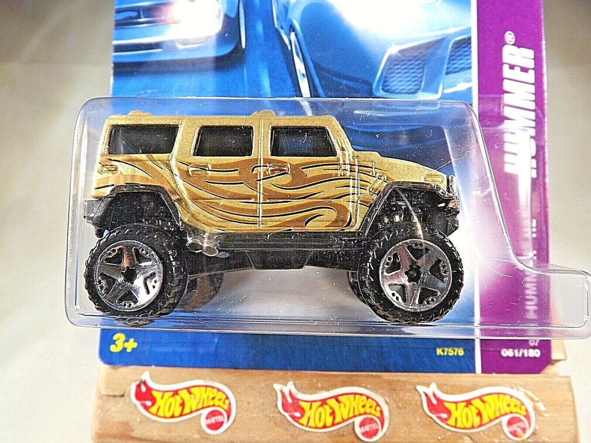2007 Hot Wheels #61 Hummer 1/4 HUMMER H2 Gold w/Chrome ORUT5