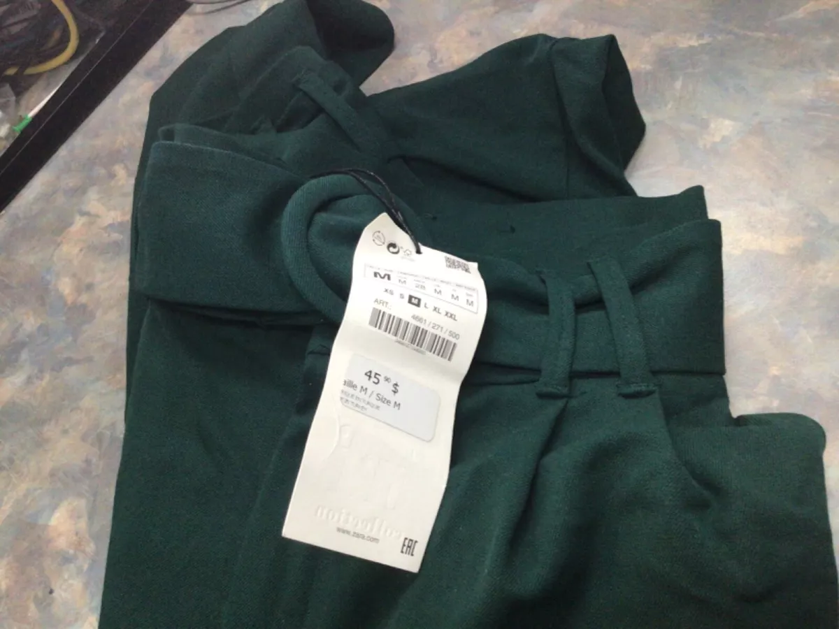 Zara trf Collection Green Trouser In Size M Brand New 4661/271/500