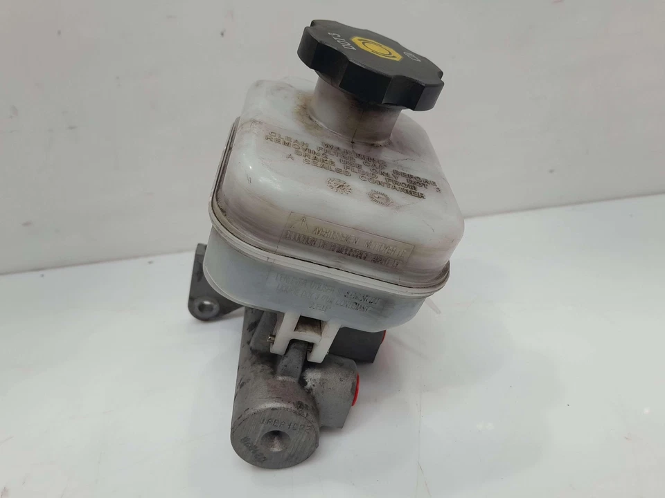 Главный цилиндр тормозной системы 04–08 Chevy Colorado в сборе от оригинального производителя 19209275 - Изображение 4 из 4