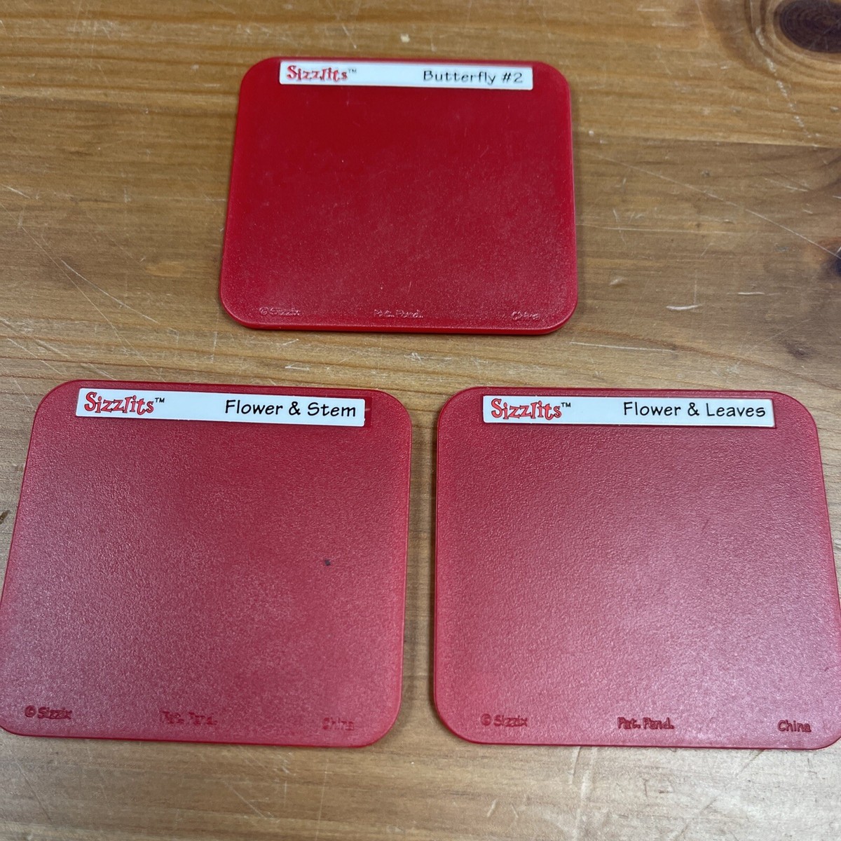 Sizzix Sizzlits Die lot of 3 - Flower & Stem, Flower & Leaves, And  display picture 1