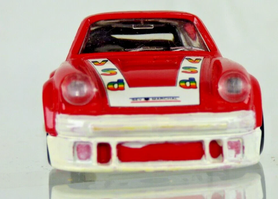 Coche de juguete diecast detallado rojo Solido Porsche 934 Turbo LeMans Rally 69 1:43 1979 Foto 4 de 4