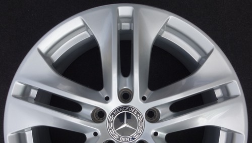 1x Cerchi in Lega Originale Mercedes-Benz Classe E C207 7,5x17 H2 ET45 A2074010602 Cerchio - Foto 4 di 19