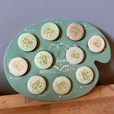 Vintage Avon Sample Display Makeup Face Powder Easel Palette Tins Turqoise