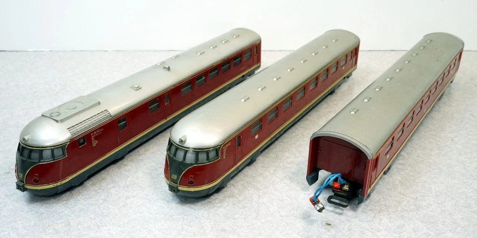 Trix Dieseltriebwagen Set VT08+VM08 H0/DC dreiteiliges Set 2 Schienen C-7 Zustand - Bild 2 von 4