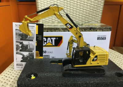 Cat 320 Hydraulic Excavator Next Generation 1/50 By DieCast