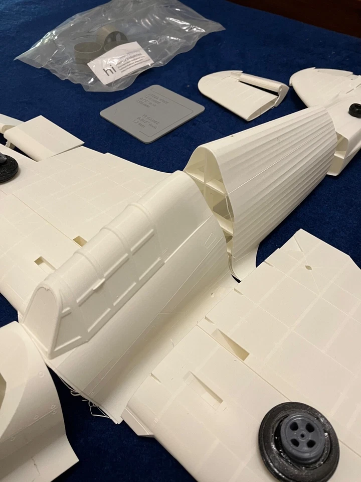 Hurricane Mk. II RC Airplane lightweight body/airframe 1080mm wingspan - Image 4 of 4