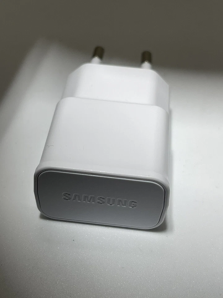Samsung Original Charger/Adapters  BRAND NEW (European) 175 Pcs 50 Cents Each - Image 4 of 4