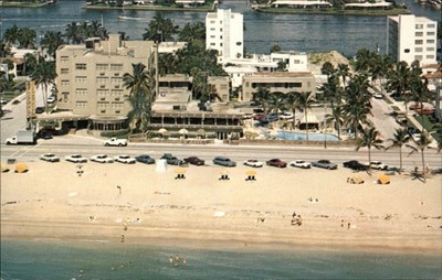 Trade Winds Hotel and Apartments Fort Lauderdale Florida beach vtg postcard m945