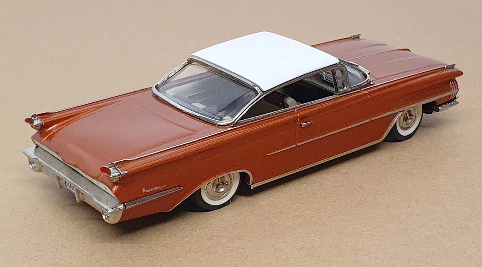 Modelos Sams escala 1/43 S.16 - Oldsmobile 98 1959 vacaciones H/T - cobre/blanco Foto 2 de 4