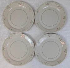 Set of 4 Corelle Calico Rose 10-1/4" Dinner Plates Pink Flowers, Green Dots