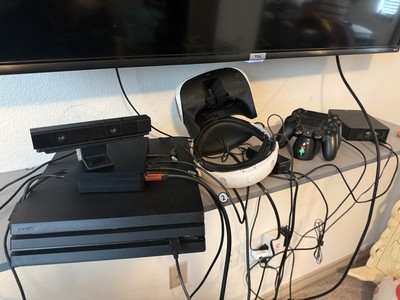 PlayStation 4 with PSVR Headset Pre-owned
