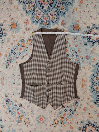 Houndstooth and Solid Brown Reversible Button Front Vest with Pockets - Picture 6 of 8