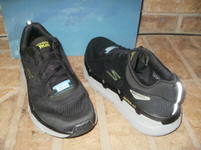 NEW SKECHERS MAX CUSHIONING PREMIER-PERSPECTIVE MEN'S RUNNING SHOE